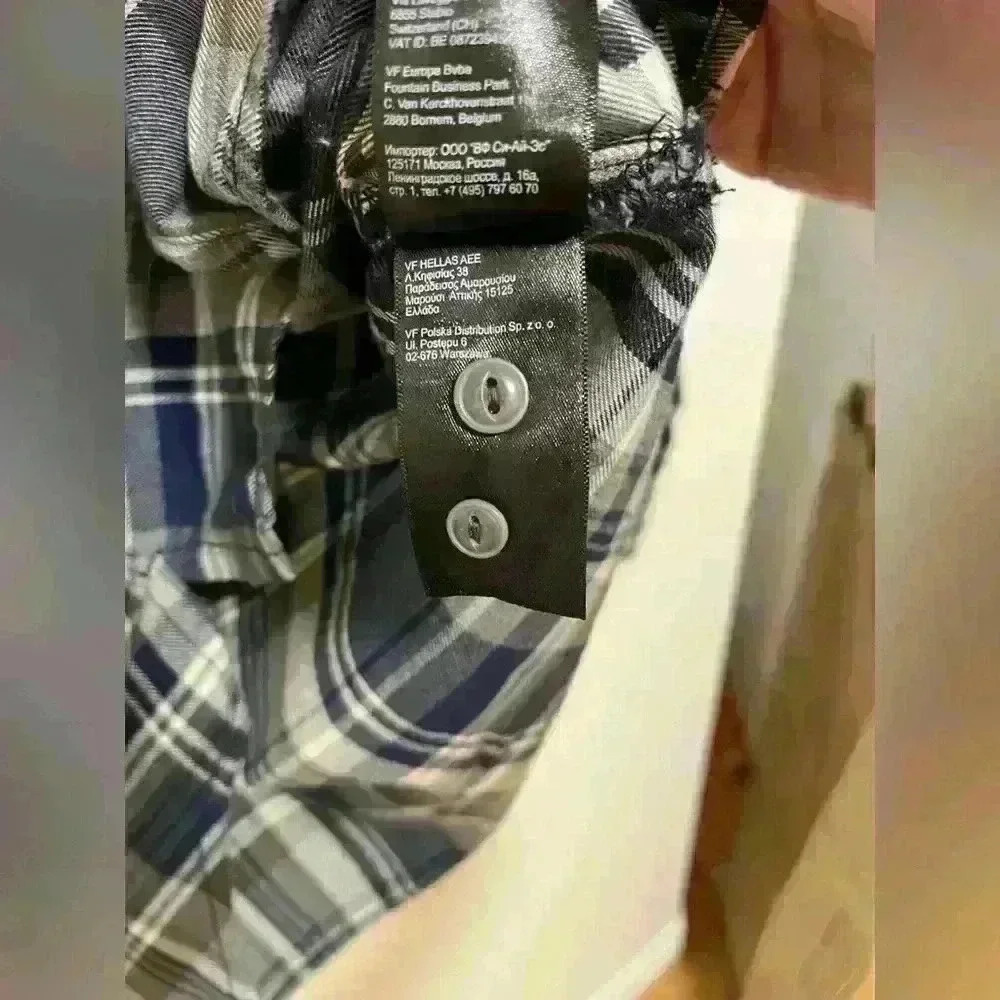 The North Face women’s flannel , sz small - Picture 3 of 7